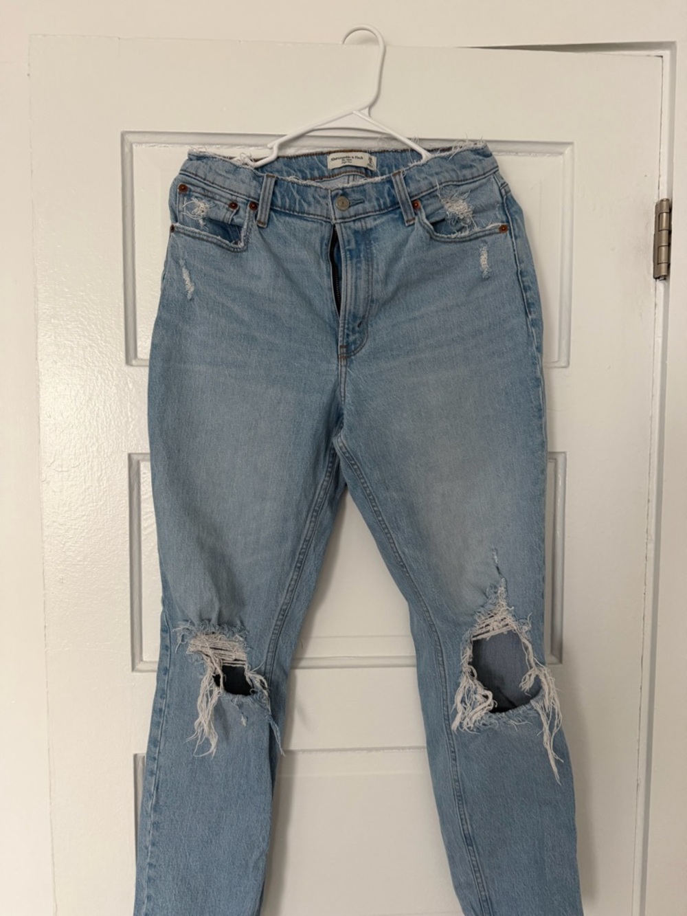 Abercrombie & Fitch Light Wash Distressed Skinny Jeans